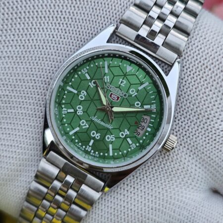 Seiko 5 Automatic Men steel back 17 Jewels vintage japanese Refurbished Mod Wrist watch champagne Green dial