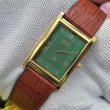 Seiko Tank Quartz Men's Gold tone sub-Second Roman Green dial Mod wrist watch