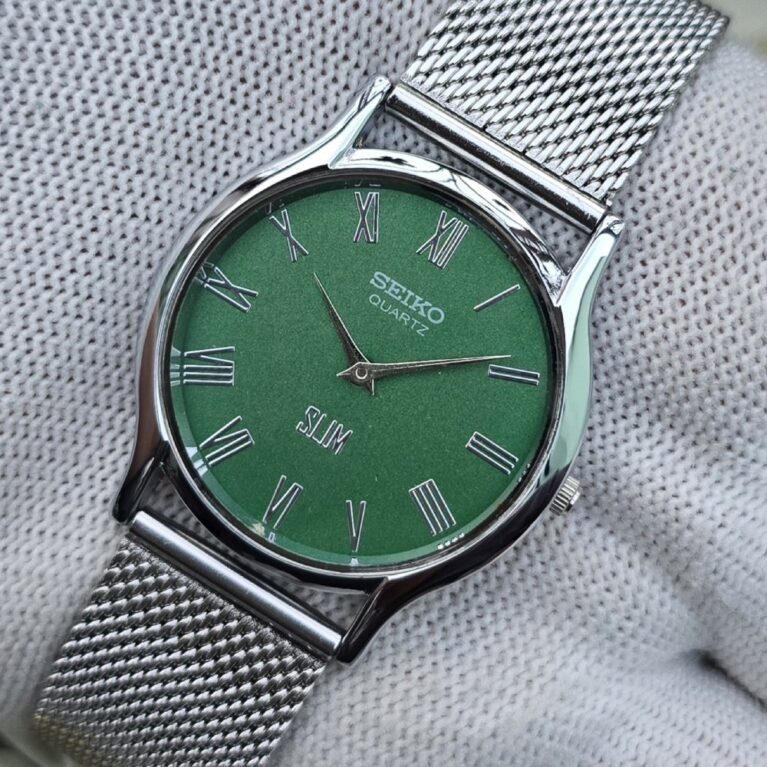 Seiko Quartz Slim Men's Silver tone Green dial Mod wrist watch