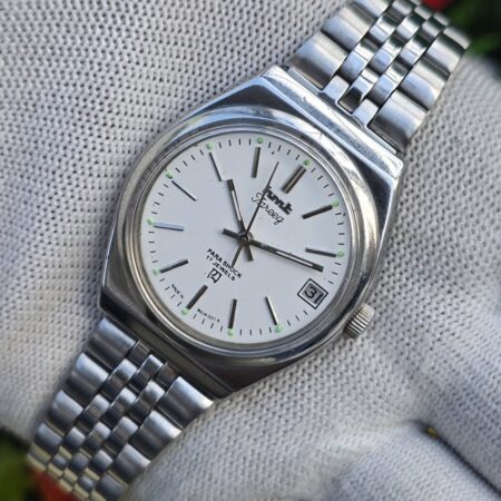 HMT Tareeq hand winding Men's steel transparant back 17 Jewels Mod Wrist watch White Dial