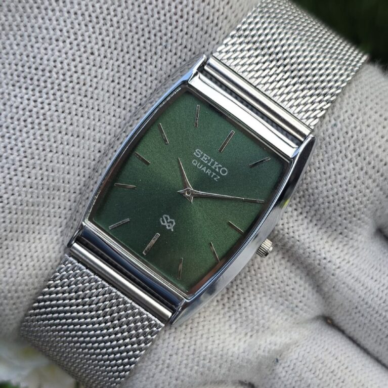 Seiko Tank Quartz Men's Silver tone Roman Green dial Mod wrist watch