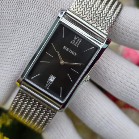 Seiko Tank Quartz Men's Silver tone Date-display Roman black dial Mod wrist watch