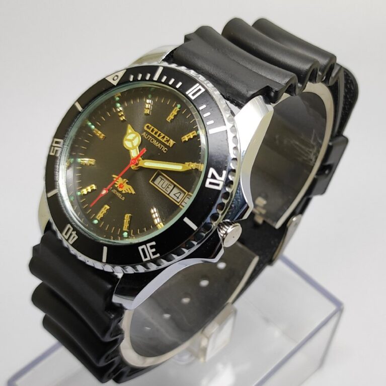 Citizen Sports Automatic Day Date 21 Jewels Mod Vintage Japanese Wrist Watch